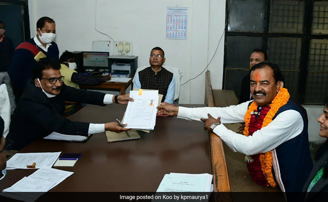 UP Election: 'तुष्टीकरण की राजनीति सपा और कांग्रेस करती हैं...' : नामांकन दाखिल करने के बाद बोले केशव प्रसाद मौर्य