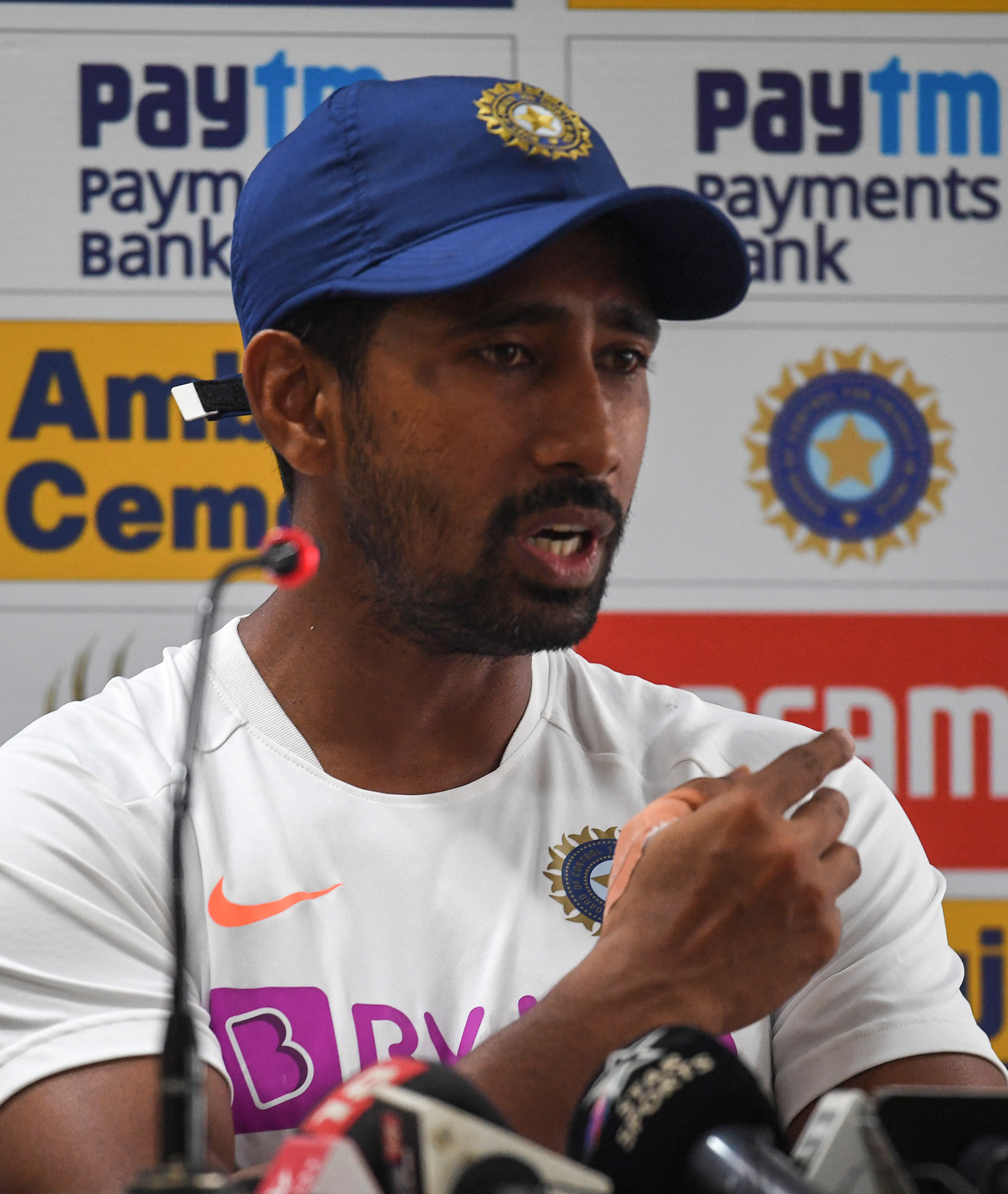 साहा को 'धमकी' देना पत्रकार को पड़ा महंगा, BCCI ने 2 साल के लिए किया बैन