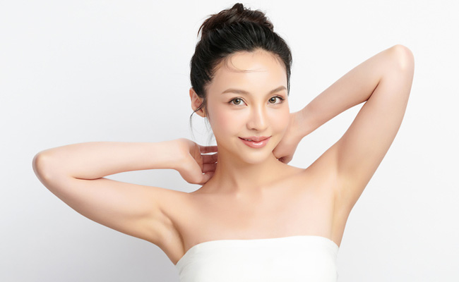Take Extra Care Of Your Underarms This Season With These Tips