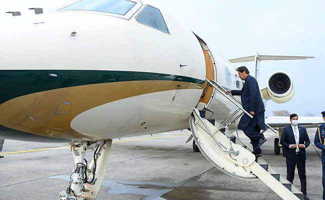 Watch: Imran Khan Says "Excited Coming To Moscow" As Ukraine Invaded