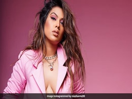 Malaika Arora से लेकर Nia Sharma तक पहनती हैं रिप्पड जींस, आप भी ले सकती हैं स्टाइल टिप्स Malaika Arora से लेकर Nia Sharma तक पहनती हैं रिप्पड जींस, आप भी ले सकती हैं स्टाइल टिप्स