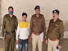 फर्जी दिल्ली पुलिसकर्मी बनकर 'पुलिस को ही चूना लगाने वाला' हुआ गिरफ्तार फर्जी दिल्ली पुलिसकर्मी बनकर 'पुलिस को ही चूना लगाने वाला' हुआ गिरफ्तार