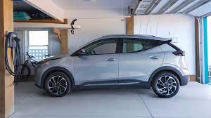 Free Electric Vehicle Charging for Cars? Here's what each car maker offers