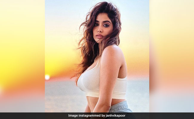 Janhvi Kapoor Is Giving Us Summer Vibes Already In A Stylish White Crop Top And Jeans