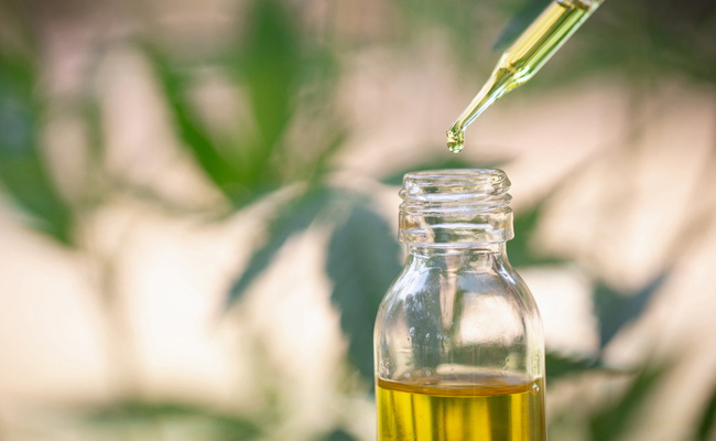 Hemp For Skincare: 5 Benefits Of Hemp For Radiant Skin