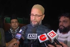 AIMIM's Asaduddin Owaisi Says One Shooter Caught After Firing On His Car In UP AIMIM's Asaduddin Owaisi Says One Shooter Caught After Firing On His Car In UP