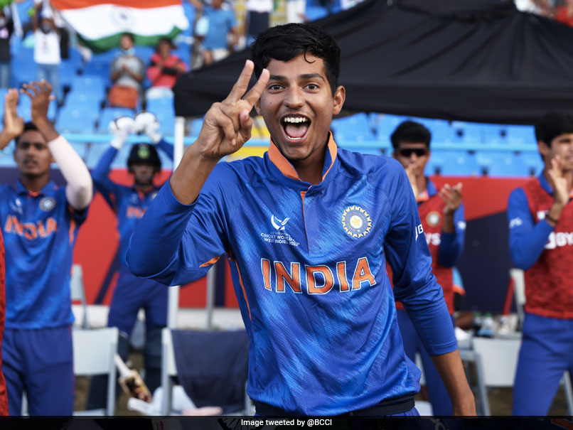 Delhi Election Body Appoints Cricketer Yash Dhull As State Icon