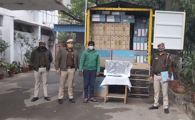 दिल्ली: मैनेजर ने की 590 एलईडी टीवी की चोरी, CCTV फुटेज और फोन लोकेशन से पकड़ाया