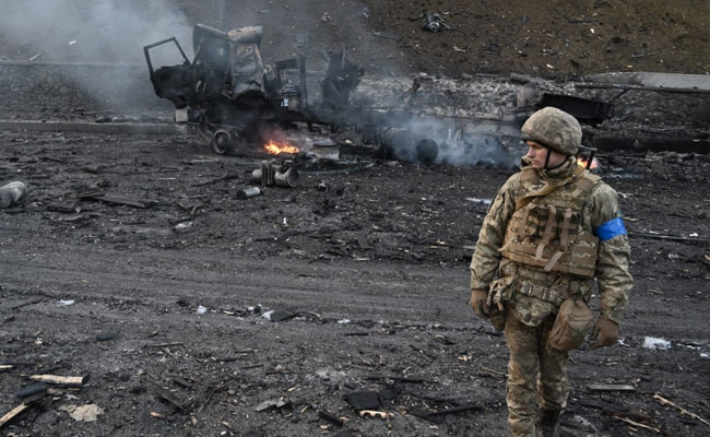 European Union's New Sanctions To "Cripple" Putin Amid Ukraine Invasion