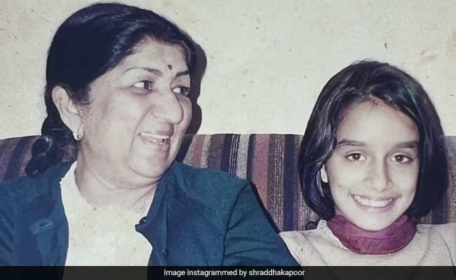 "I Love You Aaji": To Lata Mangeshkar, From Shraddha Kapoor
