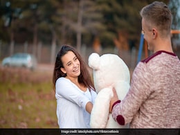 Happy Teddy Day 2022: किसी खास को दें ये अनोखे Teddy, इन्हें पा कर वह फूली नहीं समाएंगी, देखें Photos Happy Teddy Day 2022: किसी खास को दें ये अनोखे Teddy, इन्हें पा कर वह फूली नहीं समाएंगी, देखें Photos