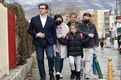 President Walks 11-Year-Old To School After She Was Bullied President Walks 11-Year-Old To School After She Was Bullied