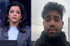 रोमानिया के रास्ते निकलने की कोशिश में घंटों से फंसे छात्र, भारतीय दूतावास से जताई नाराजगी रोमानिया के रास्ते निकलने की कोशिश में घंटों से फंसे छात्र, भारतीय दूतावास से जताई नाराजगी