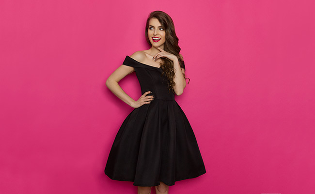 You Can Never Go Wrong With These Stunning Black Dresses