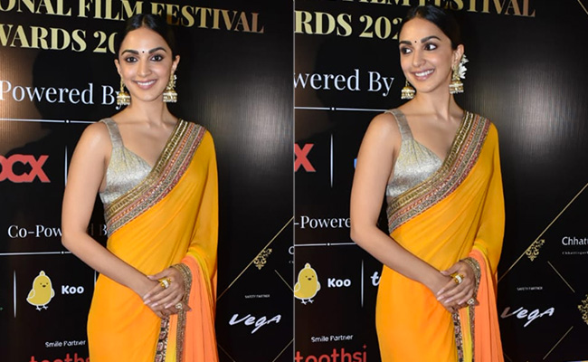 Kiara Advani Didn't Just Win Big For <i>Shershaah</i> But Also With Her Sunset Hued <i>Saree</i>