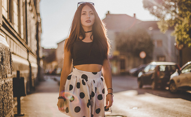 Give A Chic Twist To Your Casual Attire With These Stylish Crop Tops