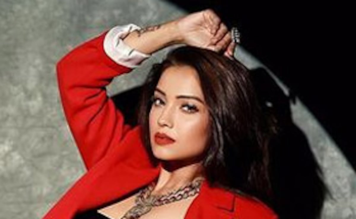 नागिन एक्ट्रेस अदा खान ने सुनाई आपबीती, शिव तांडव किया, इक ओंकार गाया लेकिन धर्म कभी काम की राह में नहीं आया