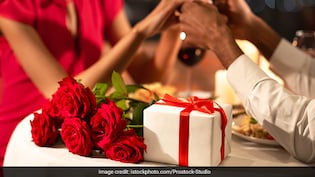 Valentine Day 2026: Week Of Love का आखिरी दिन, ऐसे करें सेलिब्रेट, गिफ्ट में दें पार्टनर को भरोसा और भेजें ये रोमांटिक शायरी, प्यार हो जाएगा दोगुना