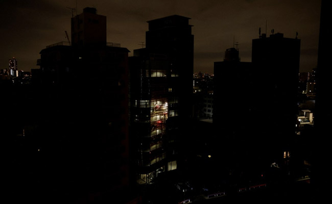 Japan Sees Partial Blackout After First-Ever Power Supply Warning