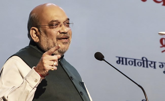 Amit Shah, Amit Shah On Rahul Gandhi: Take Off "Italian Glasses", See Development: Amit Shah Jabs Rahul Gandhi