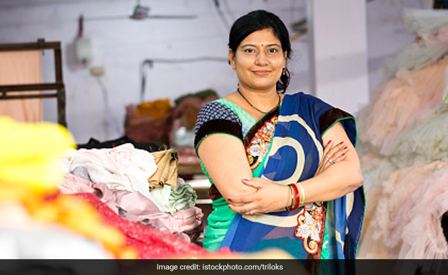 महिलाओं को हर साल मिलेंगे 40 हजार, इस राज्य ने किया लाडली बहनों से भी बंपर स्कीम का ऐलान
