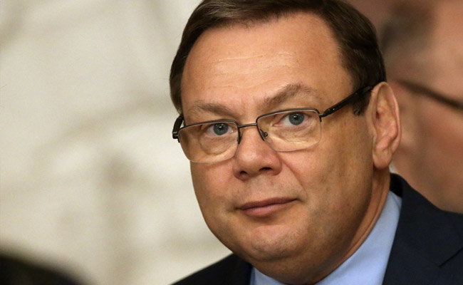 Broke Russian Billionaire, Hit By War Sanctions, Says No Sway Over Putin