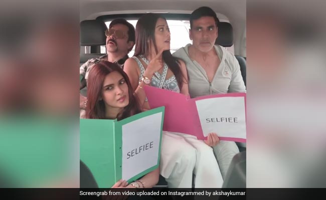 <i>Selfiee</i>: Akshay Kumar And Emraan Hashmi Welcome Diana Penty And Nushrratt Bharuccha Onboard