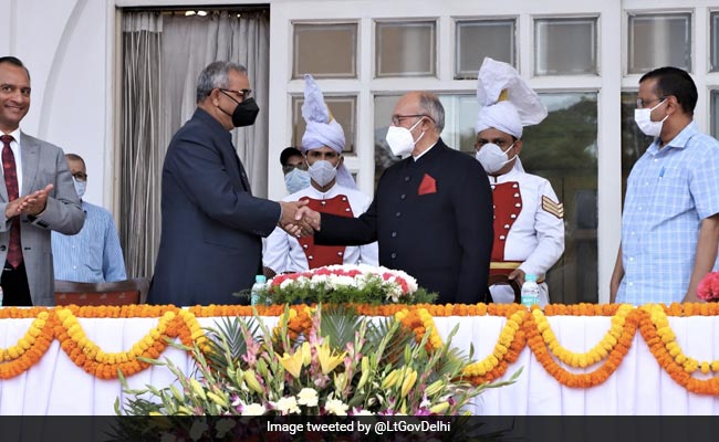 Retired High Court Judge Harish Chandra Mishra Sworn In As Delhi Lokayukta
