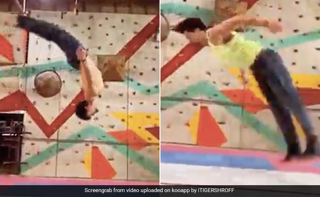 Tiger Shroff Nails The <i>Poori Gal Baat</i> Step In <i>Heropanti 2</i> Style