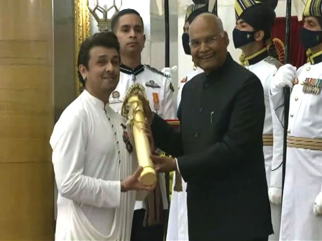 Late BJP Leader, Singer Sonu Nigam, Covaxin Maker Among 55 Padma Awardees