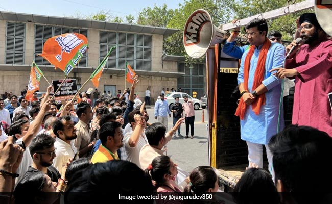 BJP MP Demands Arvind Kejriwal's Apology Over "The Kashmir Files" Remarks