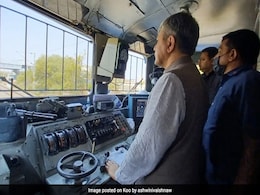 अगर 'कवच' होता तो टल सकता था ओडिशा का दर्दनाक ट्रेन हादसा, जानिए कैसे काम करता है ये सिस्टम? अगर 'कवच' होता तो टल सकता था ओडिशा का दर्दनाक ट्रेन हादसा, जानिए कैसे काम करता है ये सिस्टम?