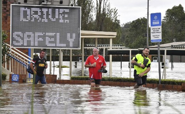 Australia Flood Count Rises To 20 As Thousands Forced To Evacuate Sydney