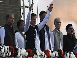 'मेरी सरकार गिराने की साजिश के पीछे विदेशी ताकतों का हाथ' : इमरान खान ने विशाल रैली में किया दावा 'मेरी सरकार गिराने की साजिश के पीछे विदेशी ताकतों का हाथ' : इमरान खान ने विशाल रैली में किया दावा