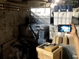 Varanasi Officer To Be Suspended After Akhilesh Yadav's "EVM <i>Chori</i>" Video Varanasi Officer To Be Suspended After Akhilesh Yadav's "EVM <i>Chori</i>" Video