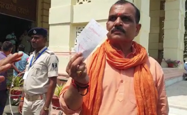 VIDEO: बिहार सरकार ने ‘द कश्मीर फाइल्स’ के बांटे फ्री टिकट, नाराज विपक्ष के सदस्‍यों ने फाड़कर हवा में उड़ा दिए