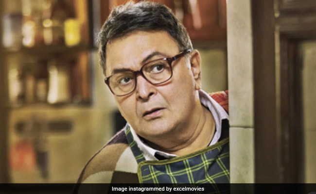 <i>Sharmaji Namkeen</i> Review: Rishi Kapoor's Final Film Is A Warm And Diverting Au Revoir