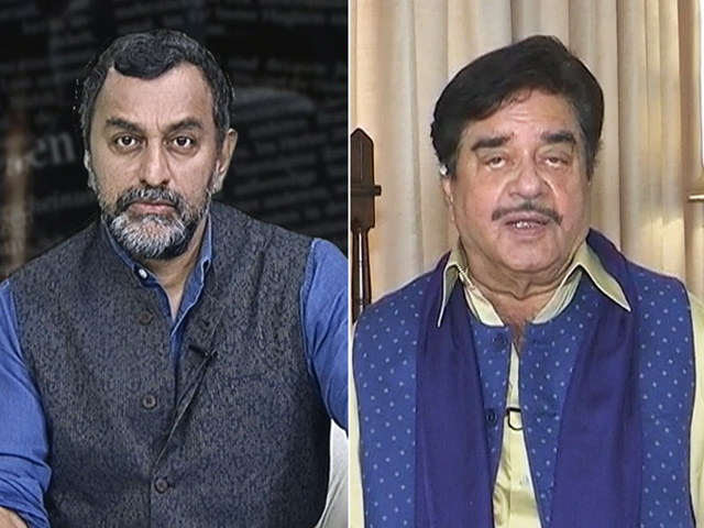 Congress Vs Congress: Widening Rift?