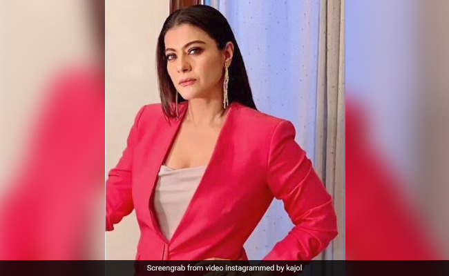 Kajol ने अपने पुराने और ताजा लुक को किया कंपेयर, खुद का ही यूं बनाया मजाक
