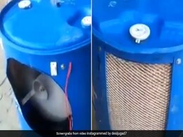 गर्मी के लिए शख्स ने किया धांसू जुगाड़, पानी की टंकी से ही बना डाला स्टाइलिश Cooler - देखें Video गर्मी के लिए शख्स ने किया धांसू जुगाड़, पानी की टंकी से ही बना डाला स्टाइलिश Cooler - देखें Video