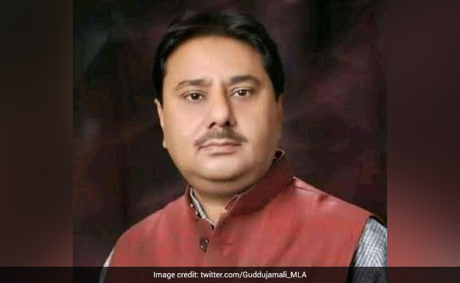 Mayawati's Party To Field Its Ex-MLA In UP's Azamgarh Lok Sabha Bypoll