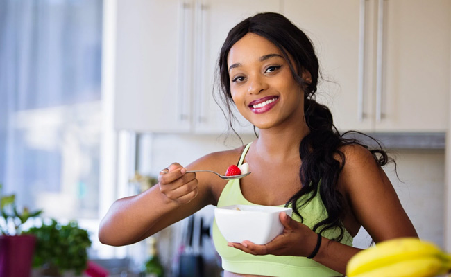 Women's Day 2022: Optimise Nutrition As You Age With These Expert Tips