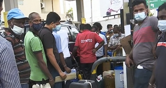 श्रीलंका में पेट्रोल संकट, पीएम रनिल विक्रमसिंघे बोले-एक दिन का ही स्टॉक बचा