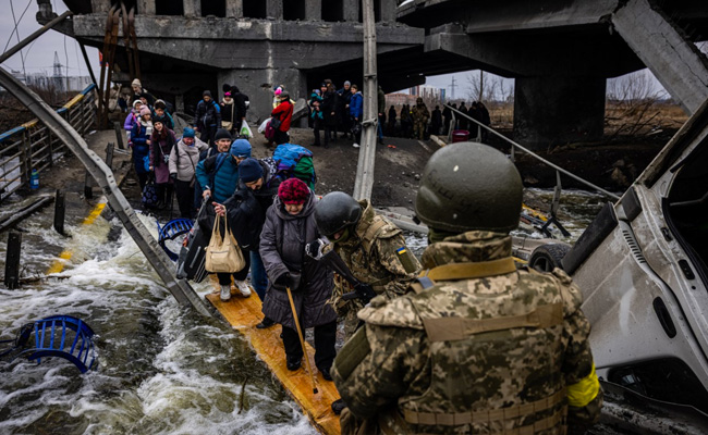Ukraine Halts Civilians' Evacuation Due To Security Issues