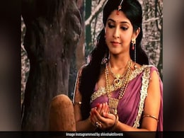 'देवों के देव महादेव' की पार्वती 'सोनारिका भदोरिया' रियल लाइफ में दिखती हैं ऐसी, ताजा तस्वीर देख फैंस बोले- नजर उतार लो आप अपनी... 'देवों के देव महादेव' की पार्वती 'सोनारिका भदोरिया' रियल लाइफ में दिखती हैं ऐसी, ताजा तस्वीर देख फैंस बोले- नजर उतार लो आप अपनी...