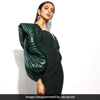 Rakul Preet Singh Can't Help "Shimmer And Shine" Brighter Than An Emerald  In A Stunning Green Dress