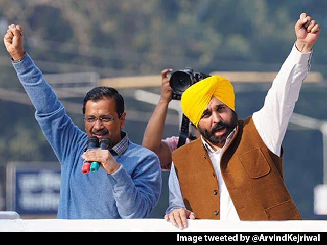 Arvind Kejriwal, Bhagwant Mann's Mega Roadshow In Amritsar Today After Punjab Sweep
