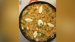 Weekend Special: Make Homemade Anda Tawa Pulao Fit For The Weekend