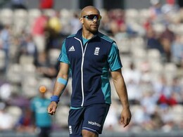 Tymal Mills Pulls Out Of Big Bash League As His Two-Year-Old Daughter Suffers Stroke