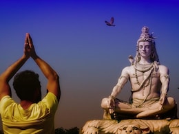 Sawan Shivratri 2023: सावन की महाशिवरात्रि पर बन रहा है महासंयोग, जानें पूजा विधि और भोलेनाथ को इस दिन किस चीज का लगाएं भोग Sawan Shivratri 2023: सावन की महाशिवरात्रि पर बन रहा है महासंयोग, जानें पूजा विधि और भोलेनाथ को इस दिन किस चीज का लगाएं भोग